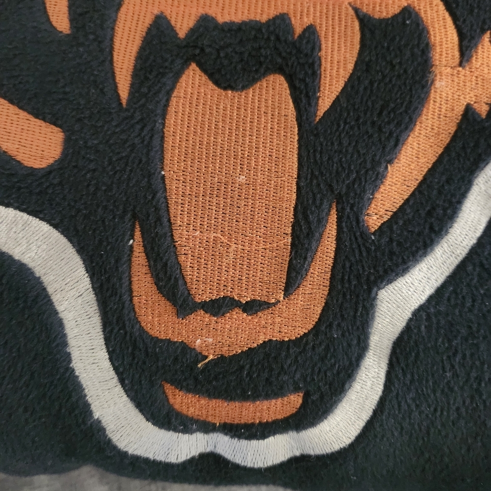NFL Bears Black and Orange Bear Logo Throw Pillows 15x15 Dan River Co - Picture 11 of 12